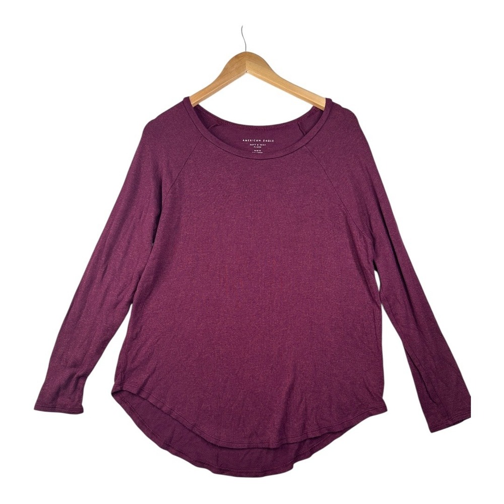 American Eagle Soft Plush Crewneck Pullover size Medium Red Maroon